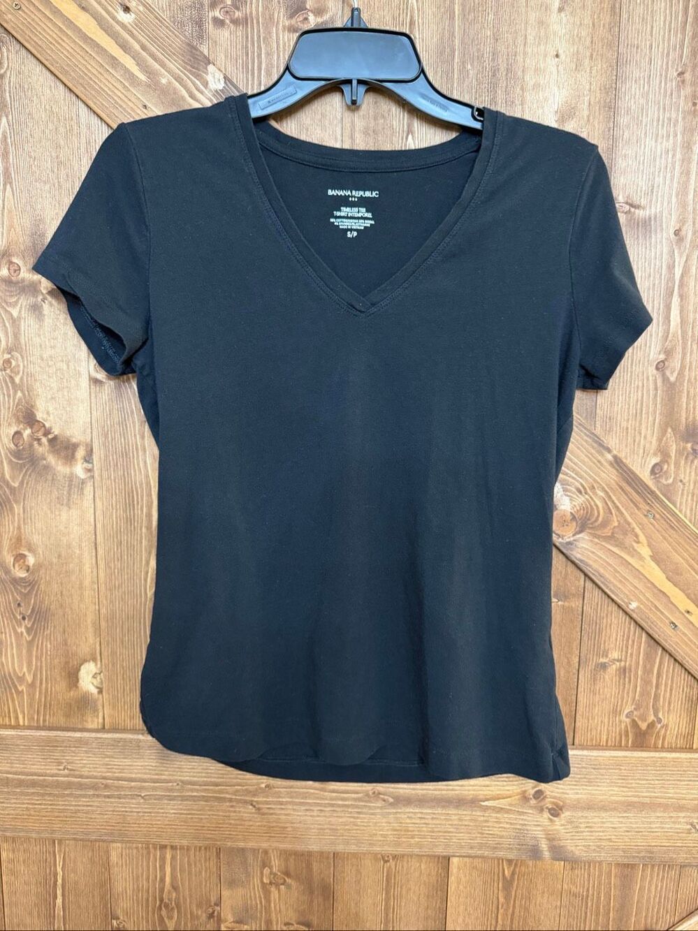 Banana Republic Timeless Tee Women’s Small Black V-Neck Modal Cotton Stretch Top